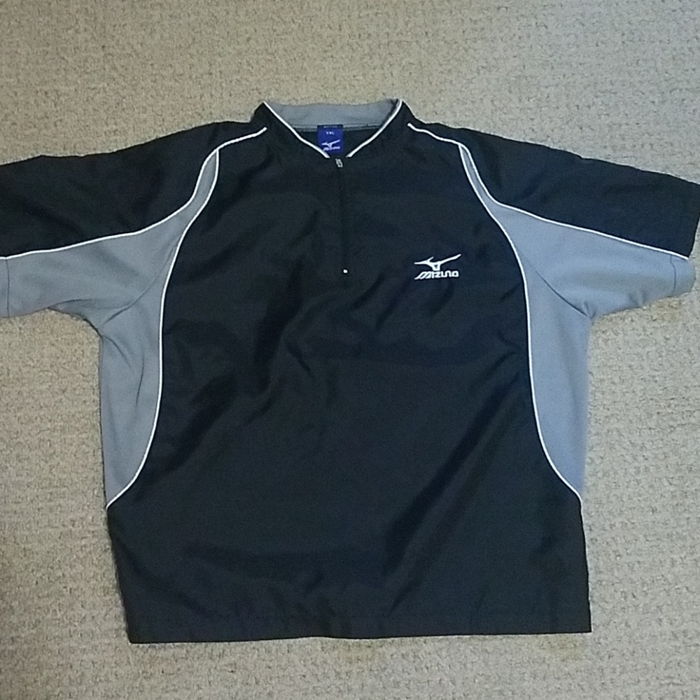 Mizuno batting pullover